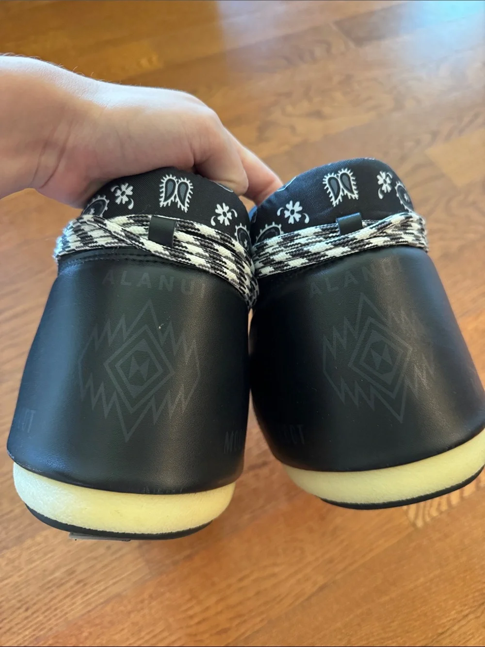Moon Boot x Alanui Black Snow Boots US 10/10.5 EU 43/44